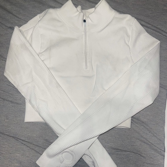 White workout set - Picture 3 of 5